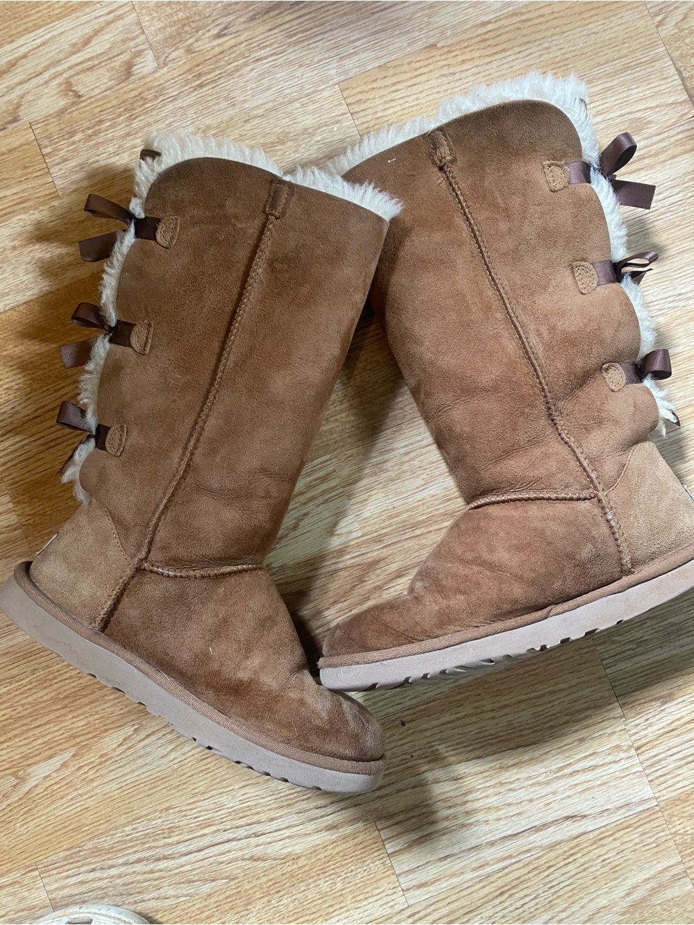 UGG Bailey boots - Picture 3 of 5
